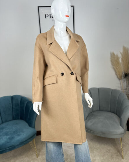 cappotto doppiopetto dal taglio oversize 003| cammello