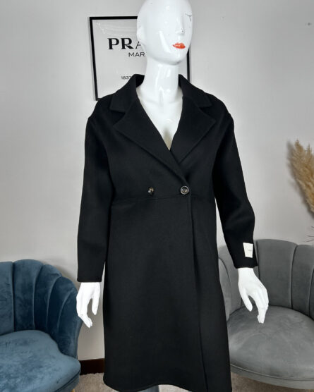 cappotto doppiopetto dal taglio oversize 002 | nero
