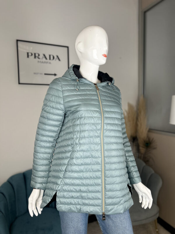 Piumino leggero da donna azzurro polvere