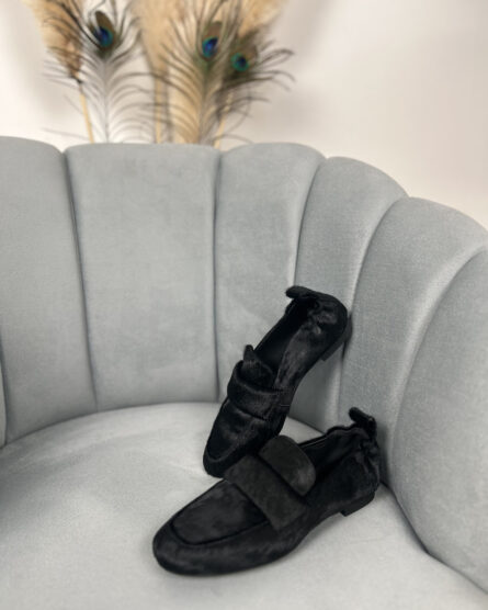 Mocassino da donna nero in pelle scamosciata