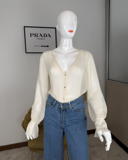 Blusa fluida con scollo a V Nhebyná