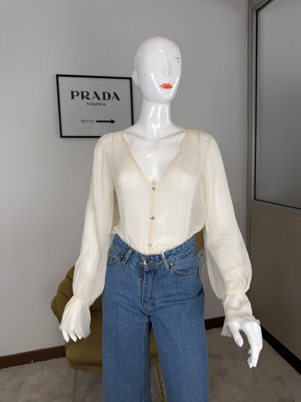 Blusa fluida con scollo a V Nhebyná