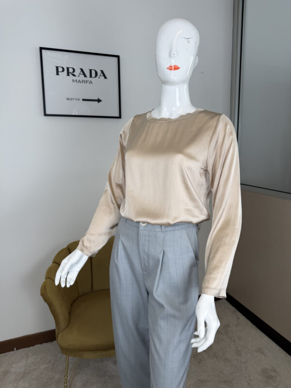 Maglia a maniche lunghe con finish satinato Nhebyná