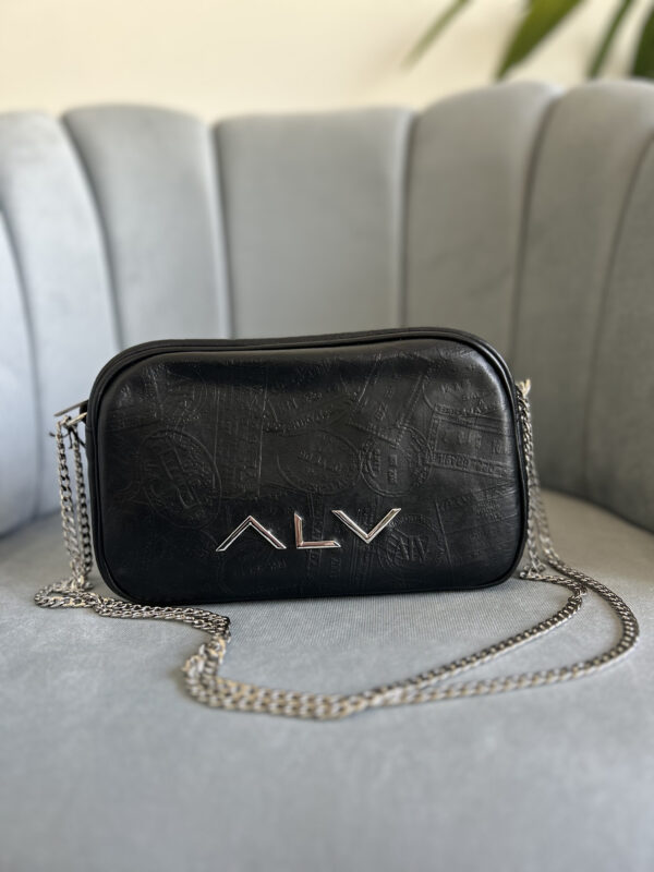 Camera bag a tracolla prodotta da ALV by Alviero Martini Camera bag a tracolla prodotta da ALV by Alviero Martini